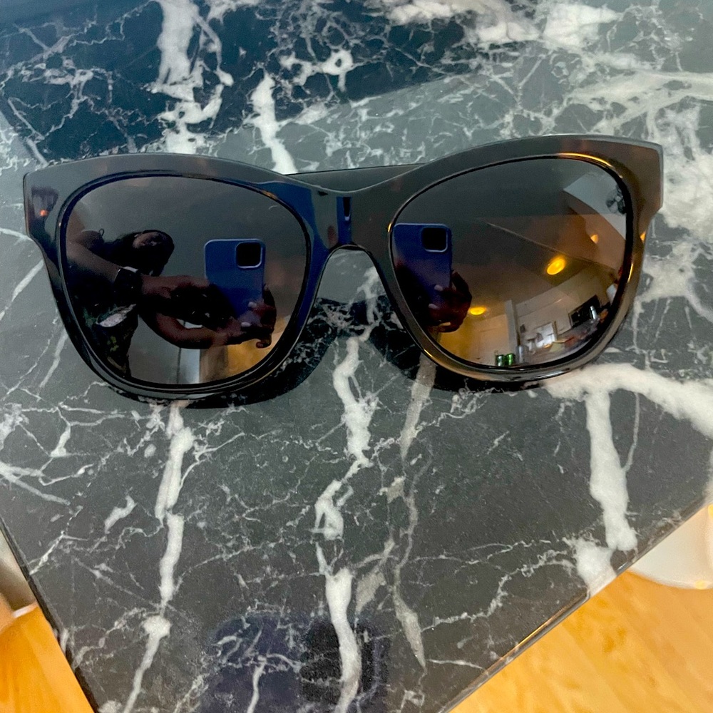 Chanel sunglasses with case and box